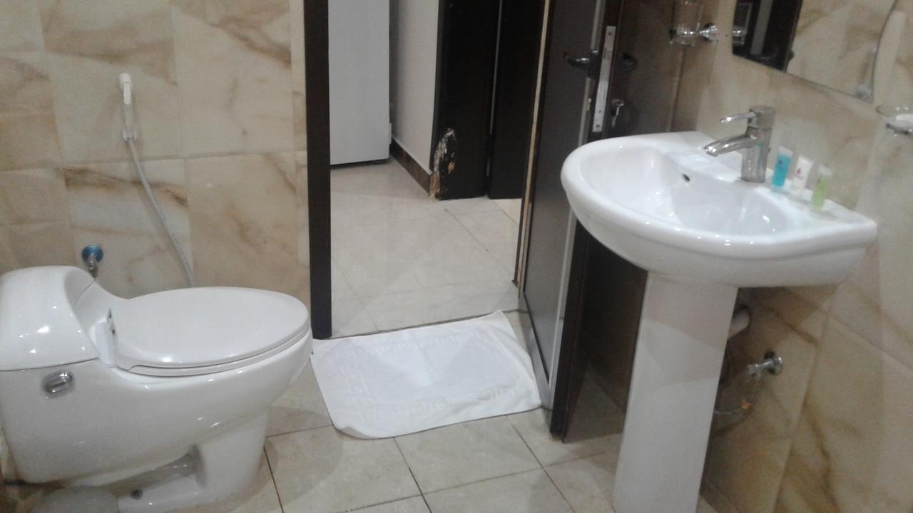 Makarem Al Olaya Suites Al Khobar Esterno foto