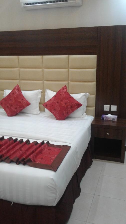 Makarem Al Olaya Suites Al Khobar Esterno foto