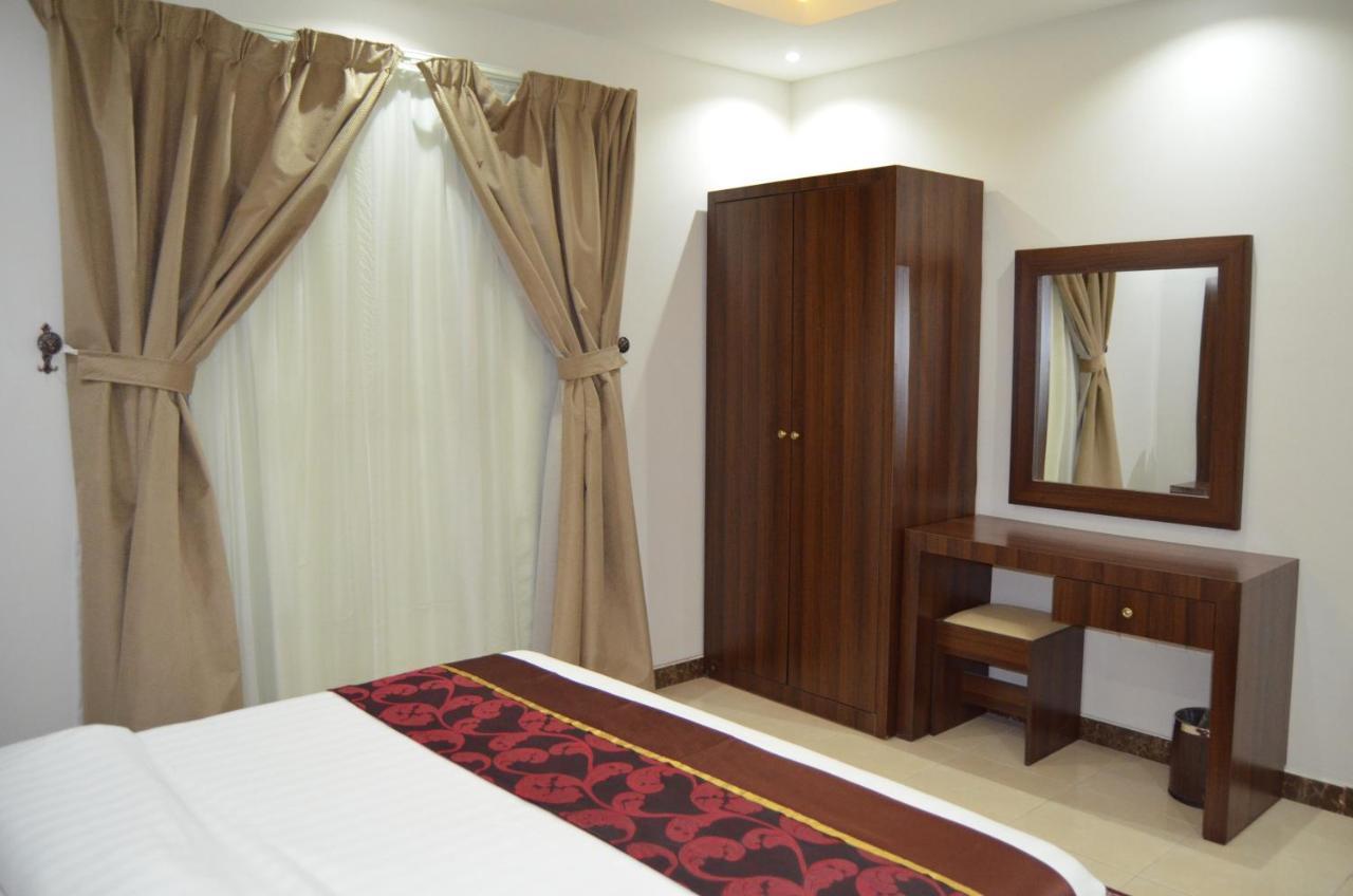 Makarem Al Olaya Suites Al Khobar Esterno foto