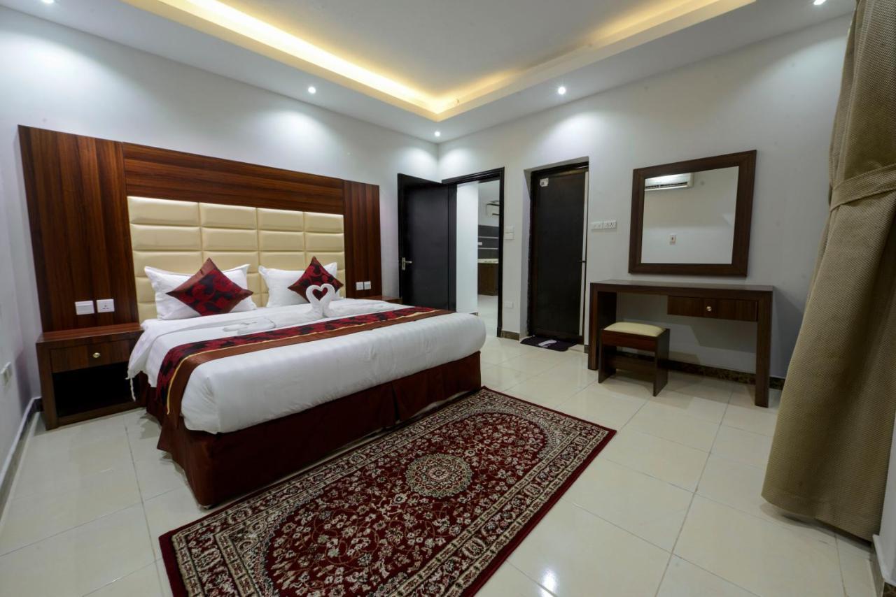 Makarem Al Olaya Suites Al Khobar Esterno foto